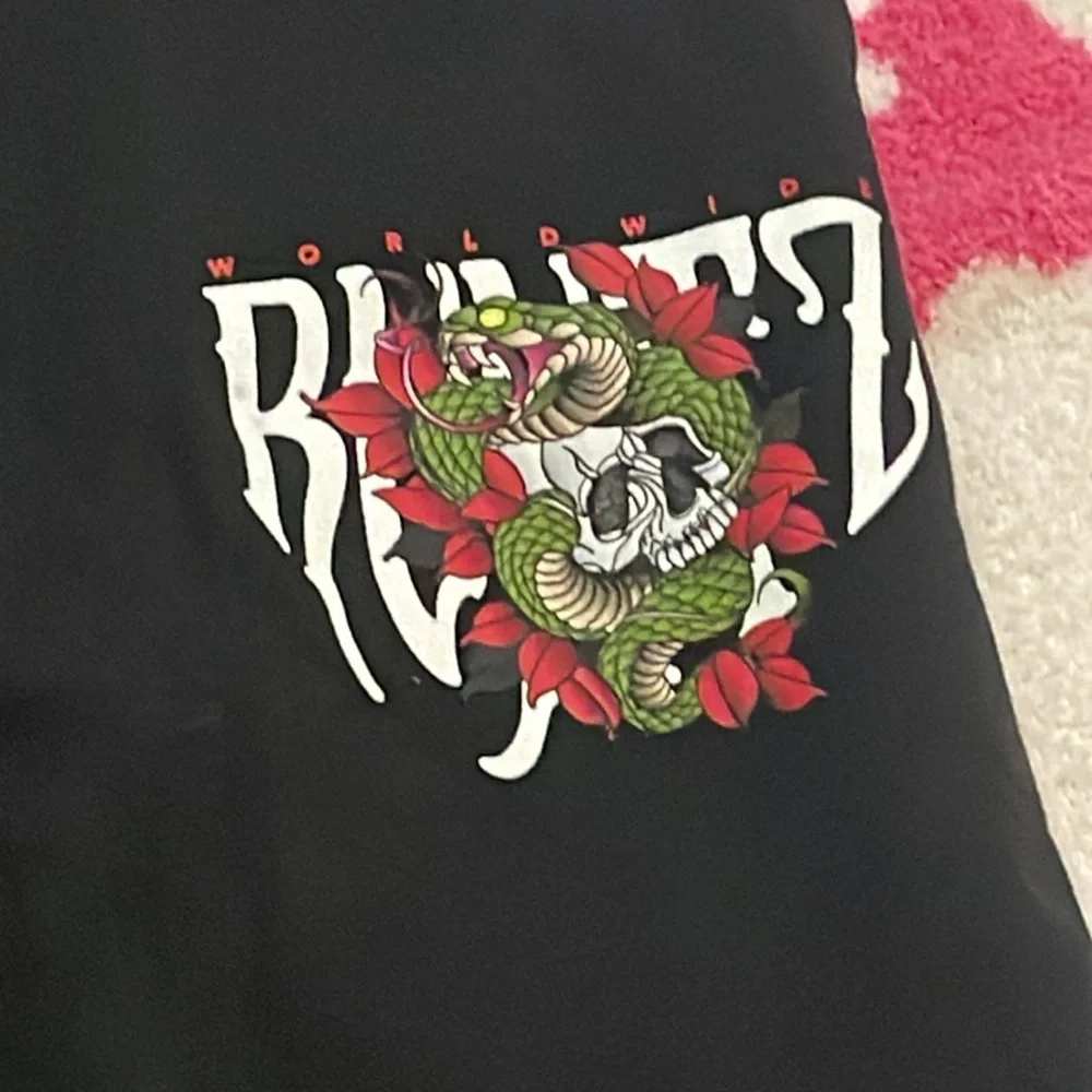 NWT Runtz snakes and skull joggers